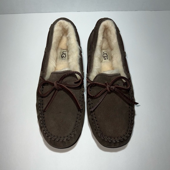 UGG Shoes - UGG Dakota Espresso Suede Sheepskin Fur Moccasin Slipper Size 6